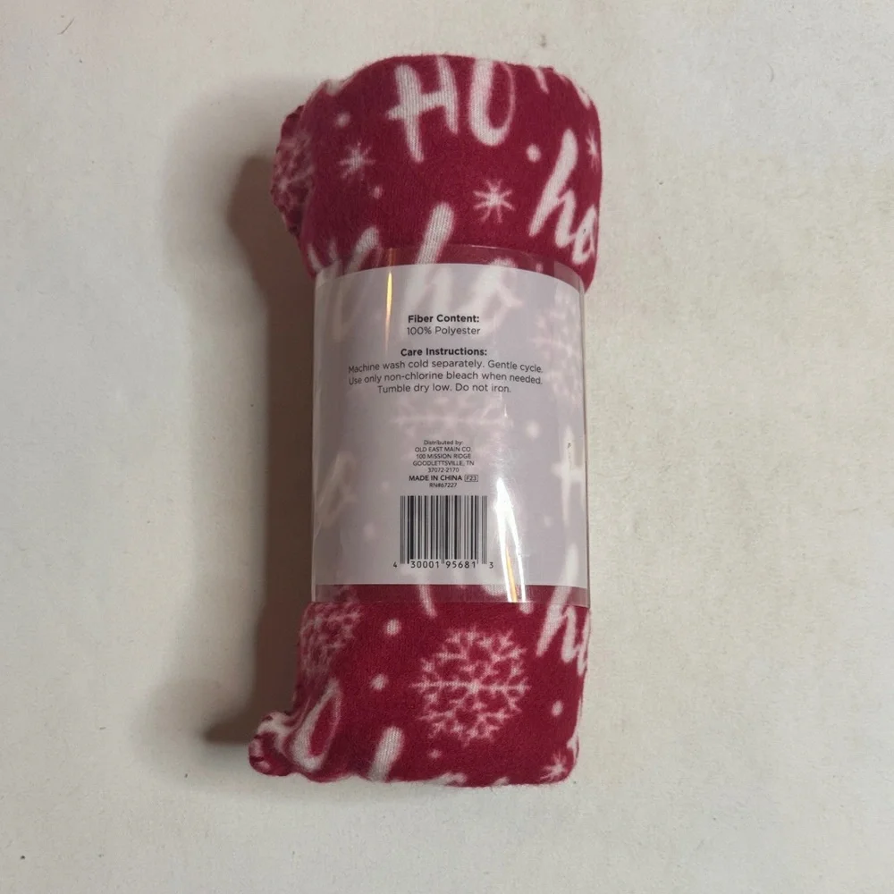 Comfort Bay Red Fleece Christmas Blanket